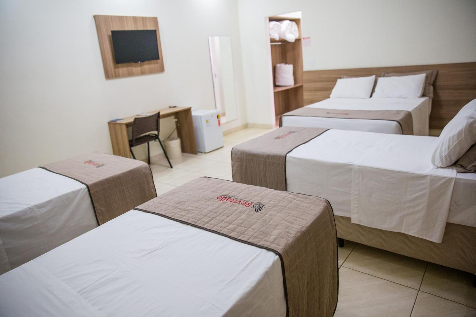 Revitalle Hotel ボトゥポランガ エクステリア 写真