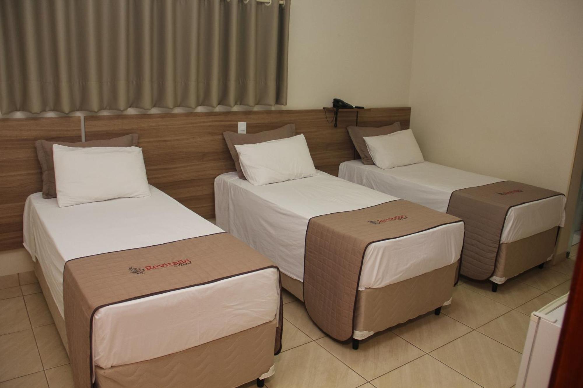Revitalle Hotel ボトゥポランガ エクステリア 写真