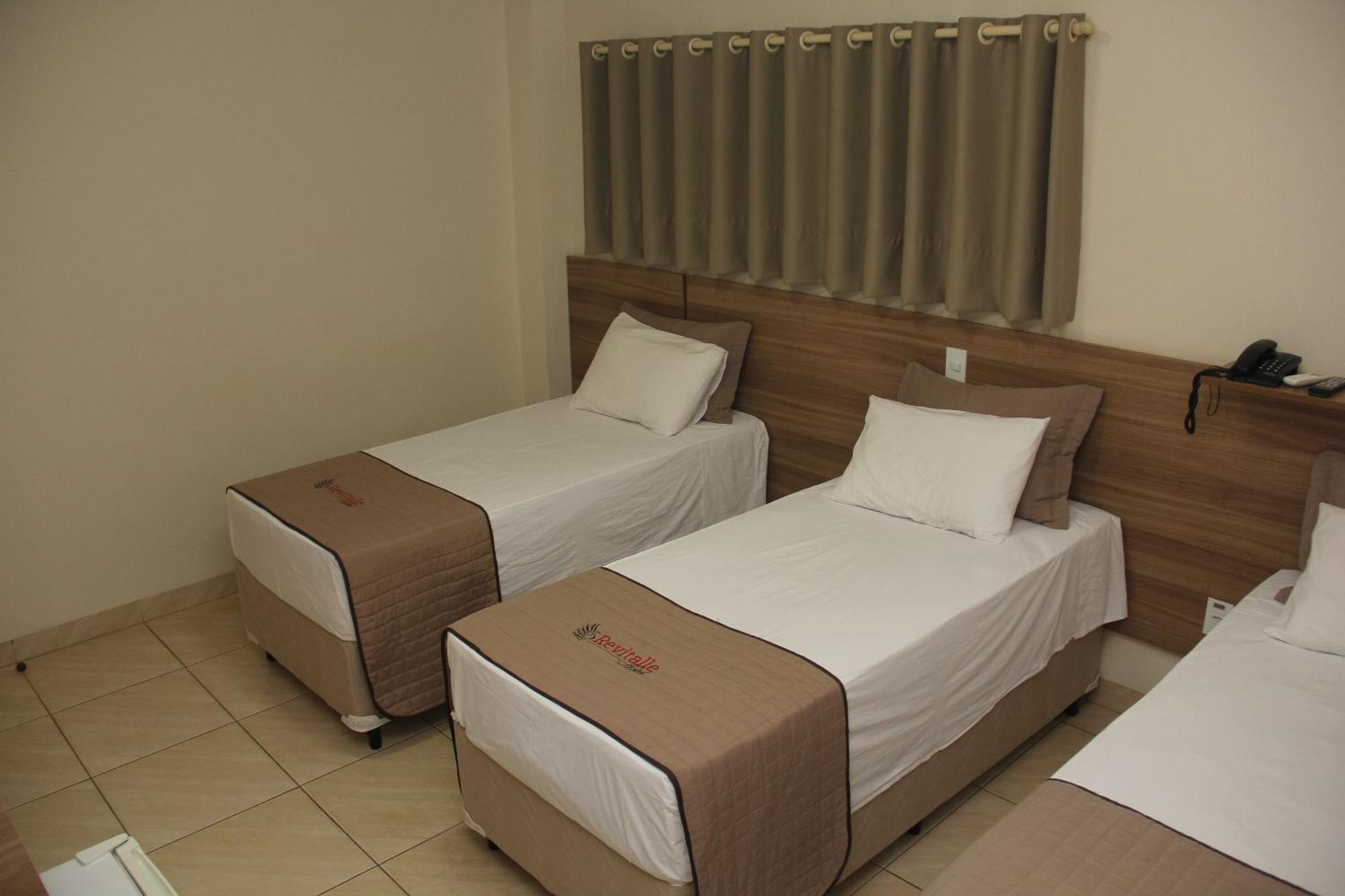 Revitalle Hotel ボトゥポランガ エクステリア 写真