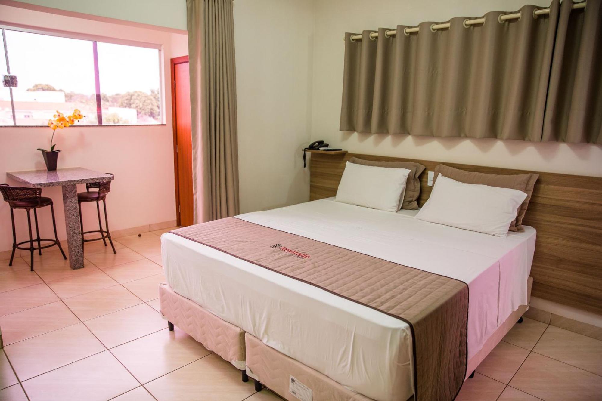 Revitalle Hotel ボトゥポランガ エクステリア 写真