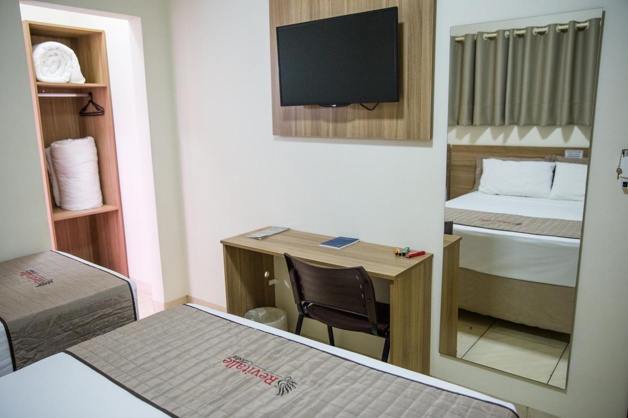 Revitalle Hotel ボトゥポランガ エクステリア 写真