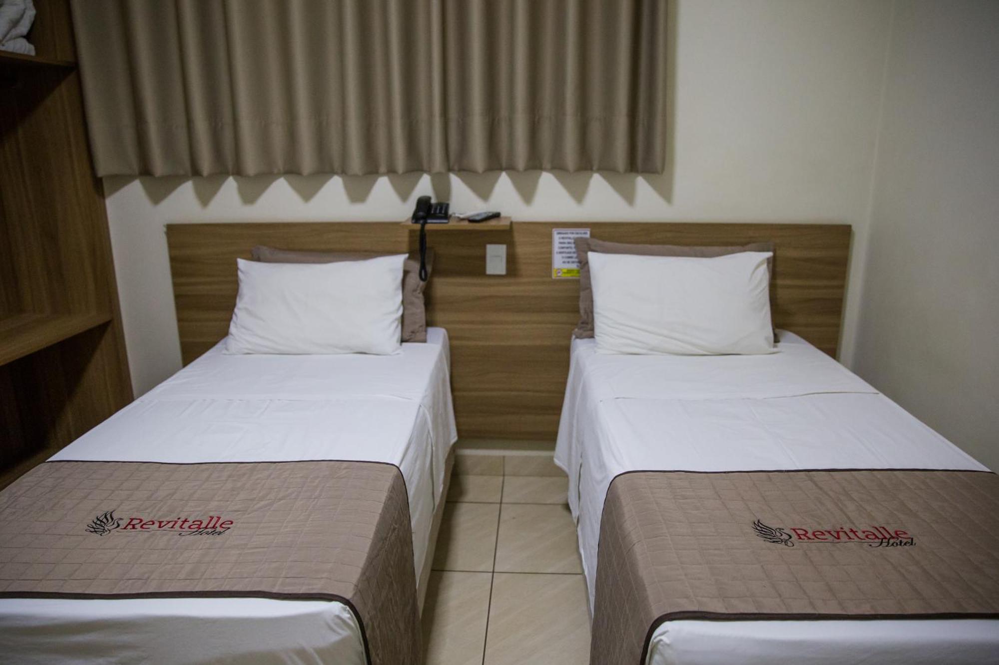 Revitalle Hotel ボトゥポランガ エクステリア 写真