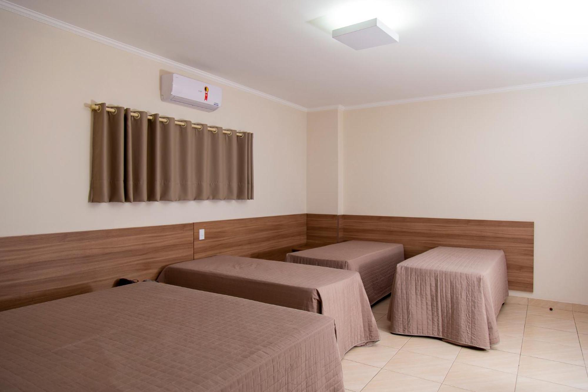 Revitalle Hotel ボトゥポランガ エクステリア 写真