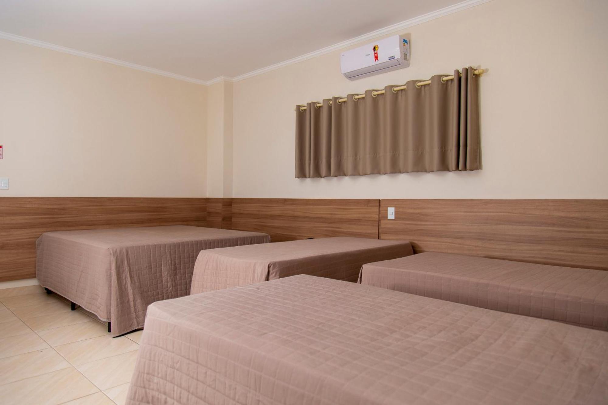 Revitalle Hotel ボトゥポランガ エクステリア 写真